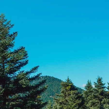 Mezonetes Helmos Ano Lousoi