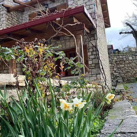 Apartmán Mezonetes Helmos Ano Lousoi