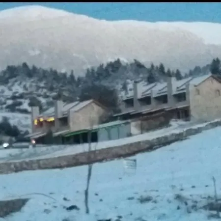 Apartmán Mezonetes Helmos Ano Lousoi