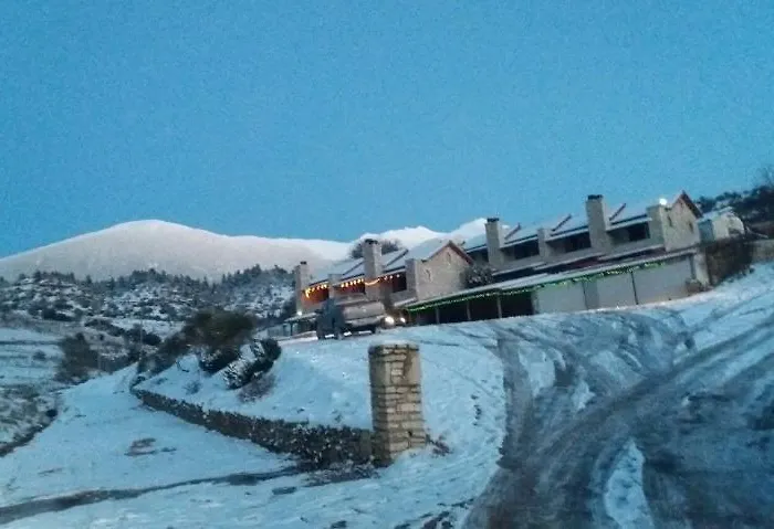 Mezonetes Helmos Apartman